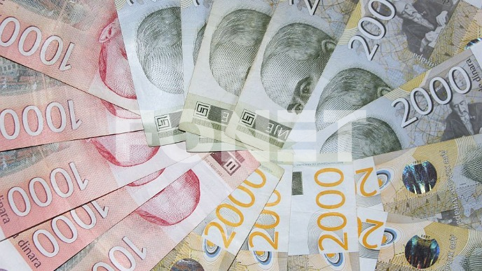 Prosečna plata 121.346 dinara